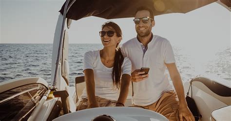 sailing dating app